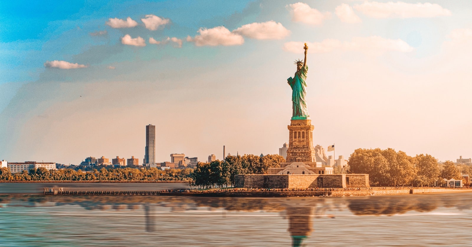 How Big Was America? US Population in 1900, 1945, 1990, and Today