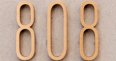 The area codes with the most people